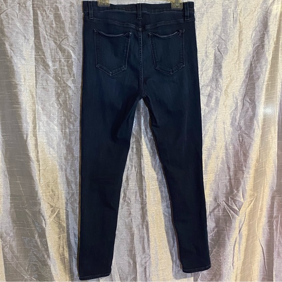 Joe’s Jeans sz 31, The Charlie, high rise, has slight stretch at crotch GUC - Picture 4 of 10